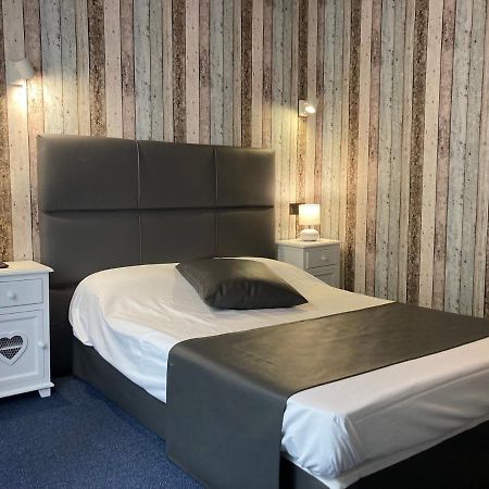 Hotel Le Faisan Montlucon Ngoại thất bức ảnh