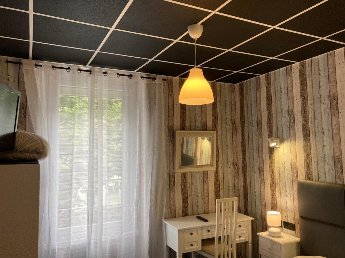 Hotel Le Faisan Montlucon Ngoại thất bức ảnh
