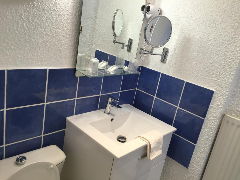 Hotel Le Faisan Montlucon Phòng bức ảnh