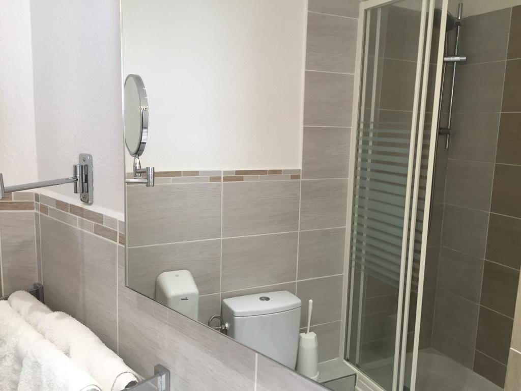 Hotel Le Faisan Montlucon Ngoại thất bức ảnh
