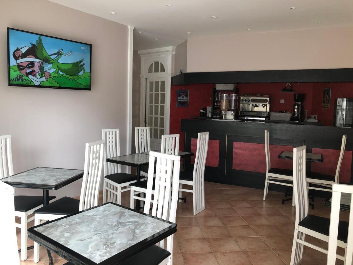 Hotel Le Faisan Montlucon Ngoại thất bức ảnh