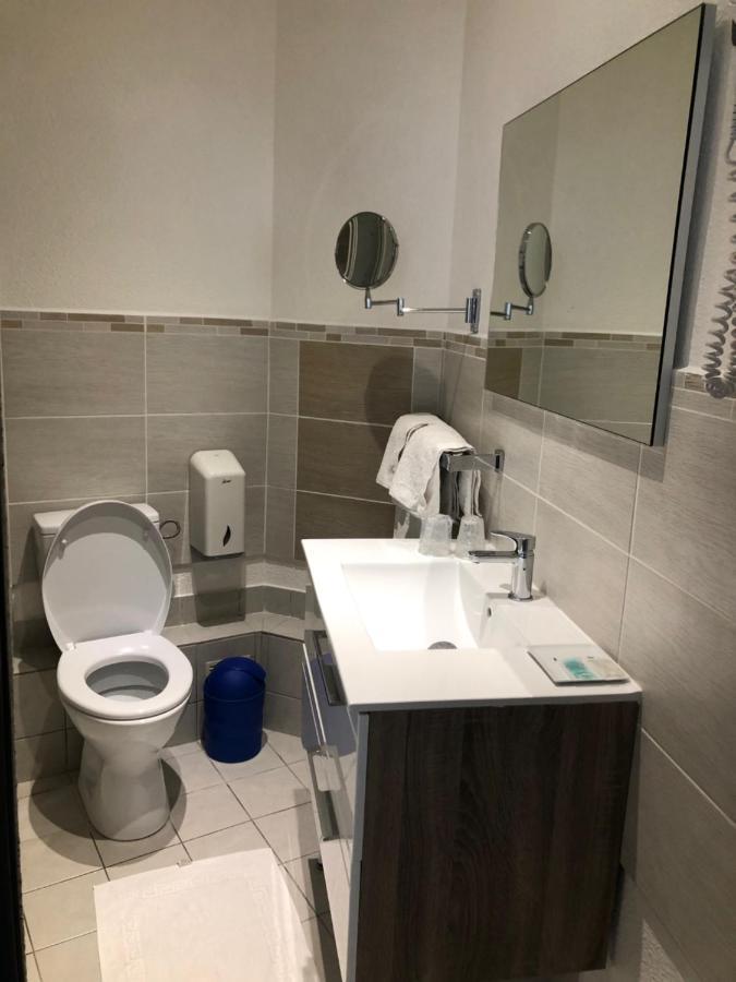 Hotel Le Faisan Montlucon Ngoại thất bức ảnh